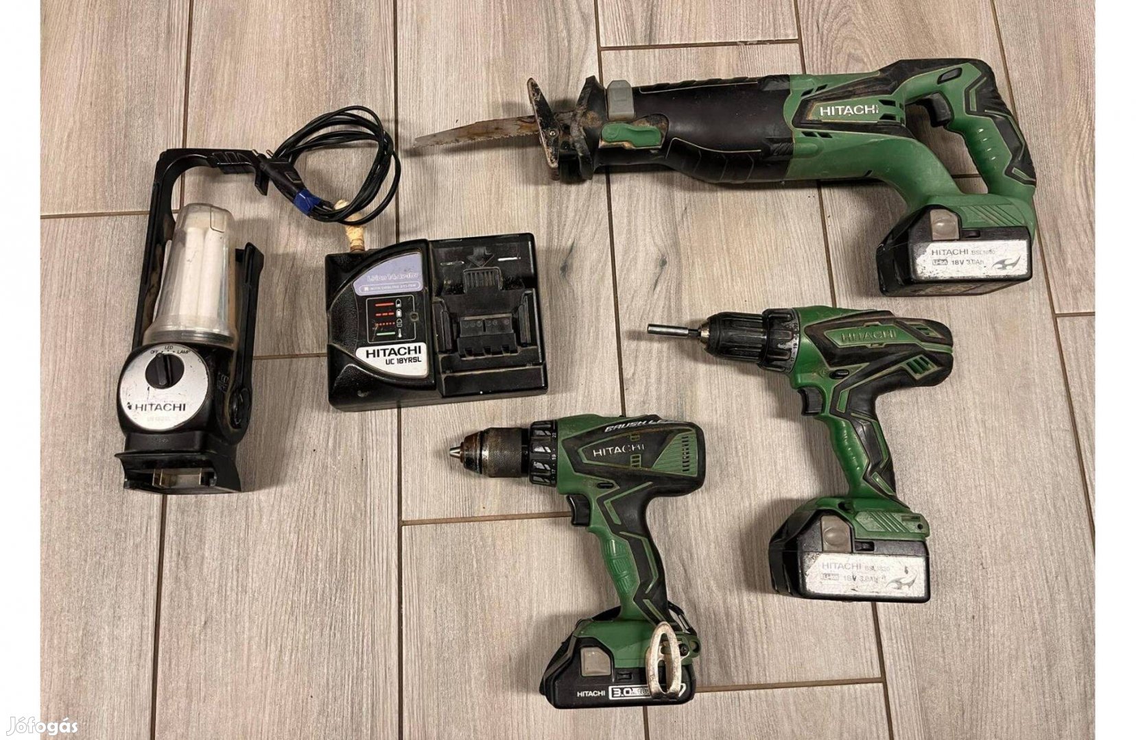 Makita Hitachi 18V Akkus Orrfűrész Lámpa 2db Fúró csavarozó szett