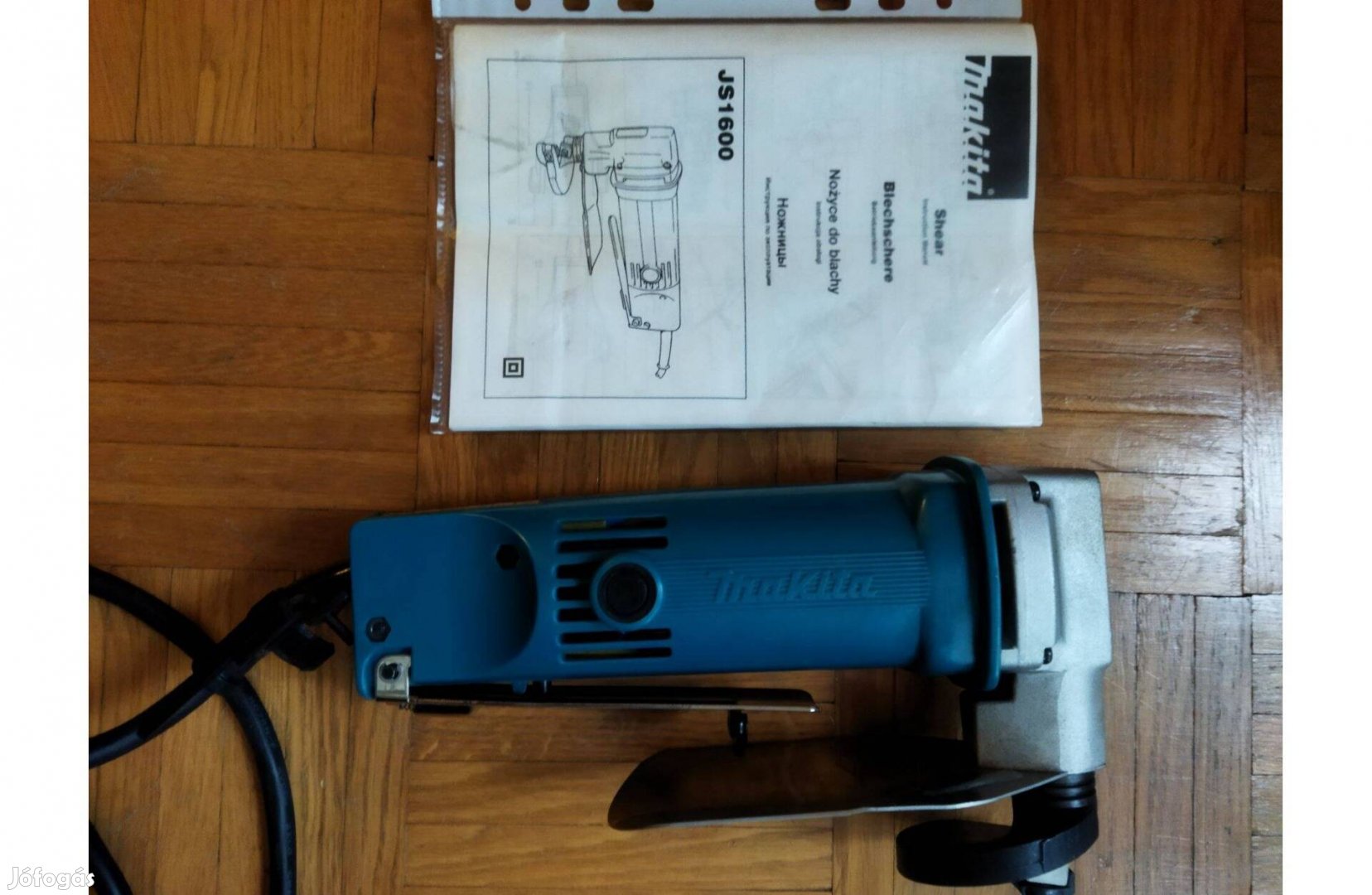 Makita JS1600 elektromos lemezvágógép