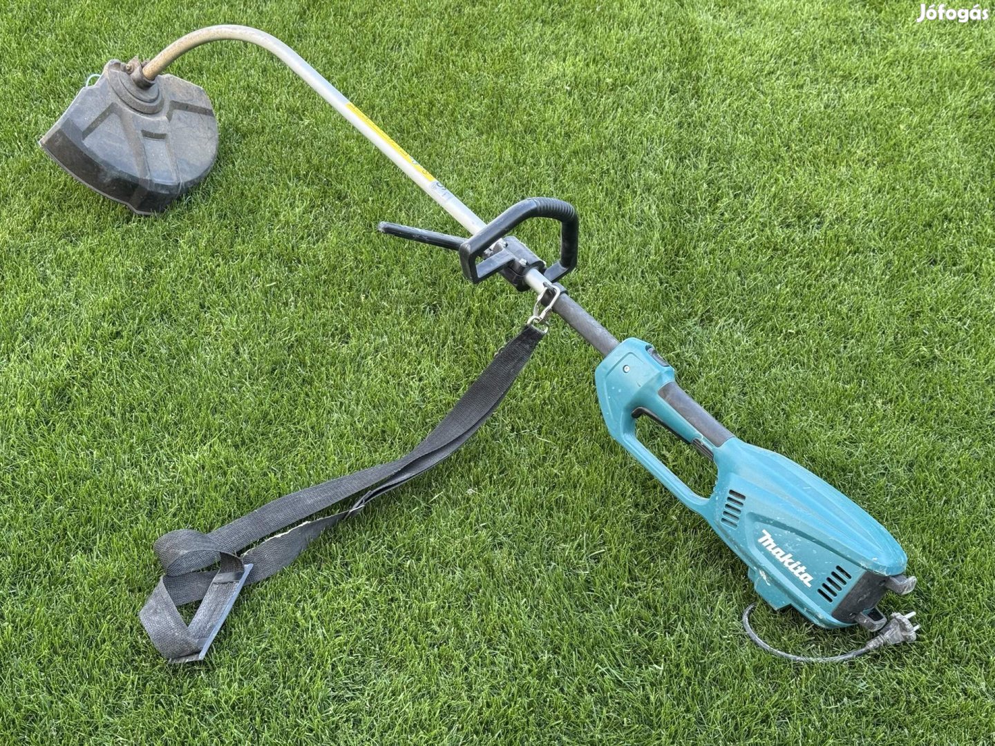 Makita UR3501 1000w elektromos damilos szegélynyíró fűkasza trimmer