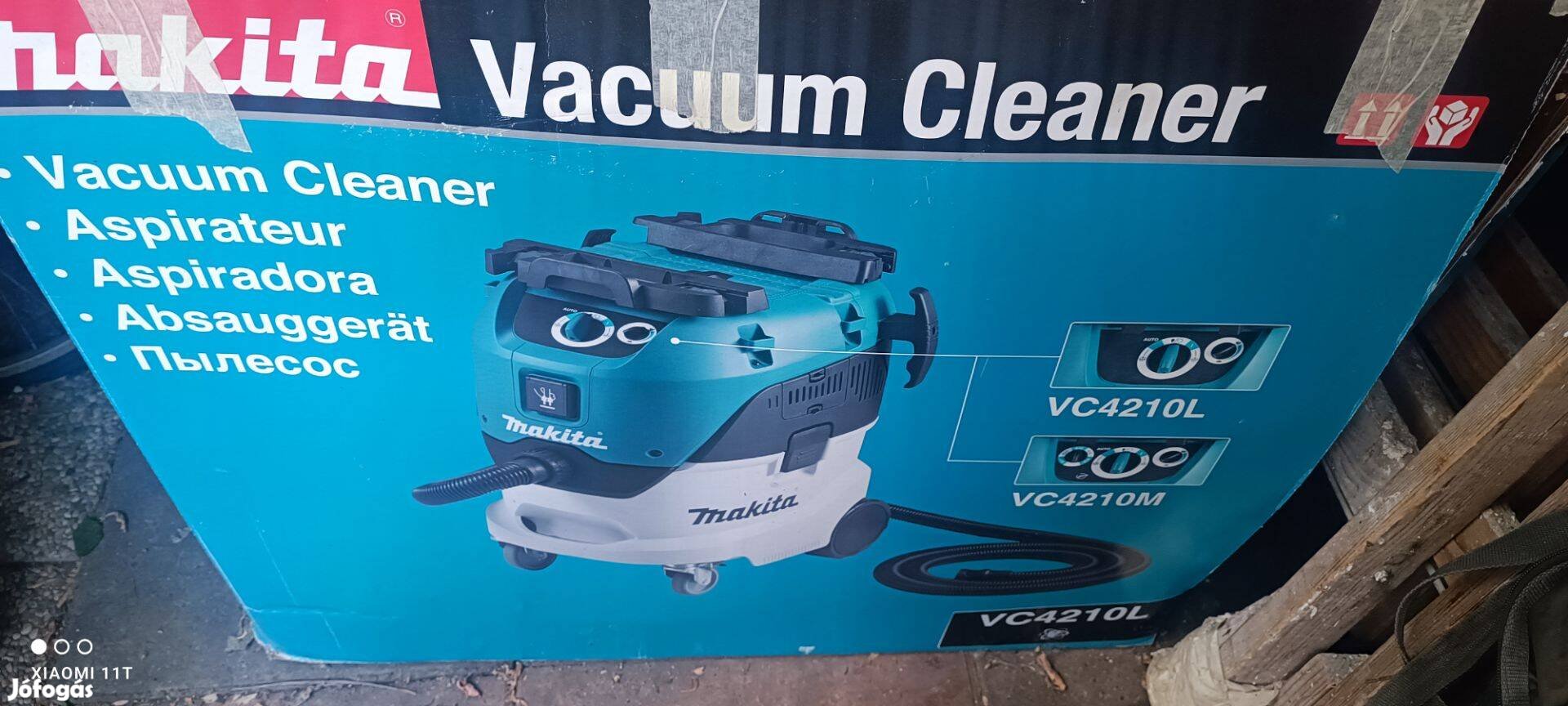 Makita VC4210L porszivó