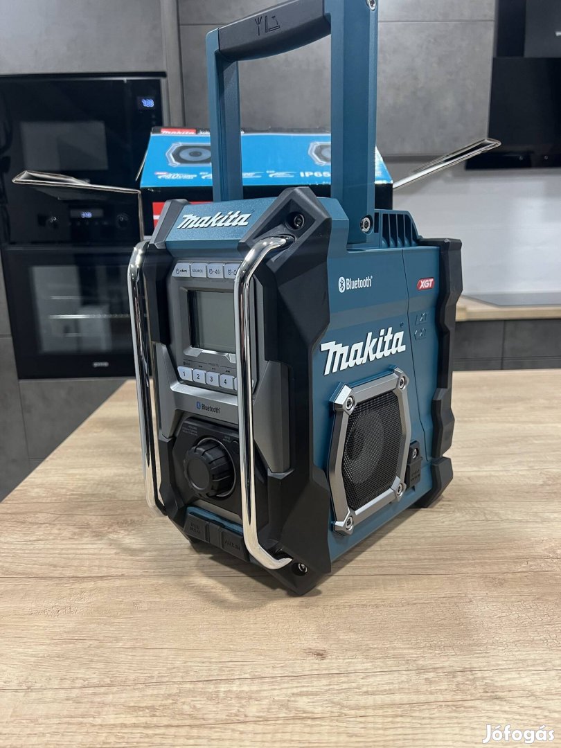 Makita akkumulátoros Bluetooth rádió MR002GZ