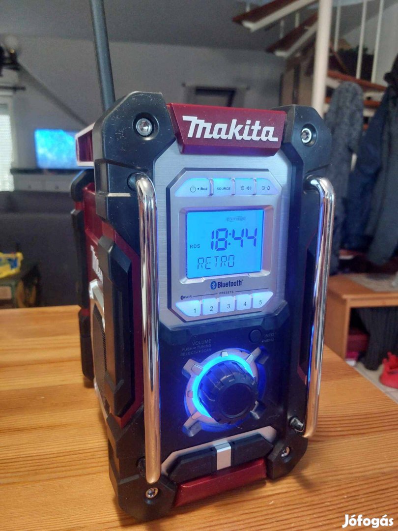 Makita bluetooth rádió DMR108 Eladó!