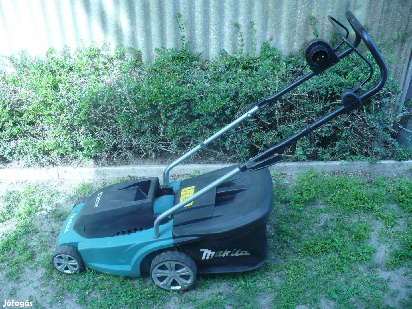 Makita elektromos fűnyíró eladó