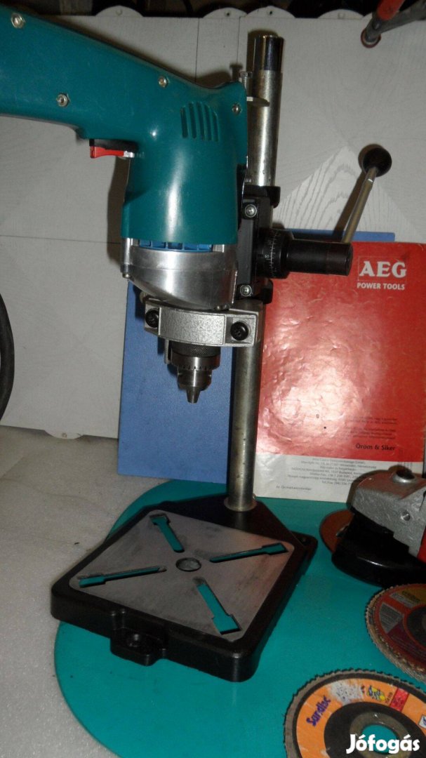 Makita fémházas fúrógép ütvefúró, többfunkc. fúró állvány is külön