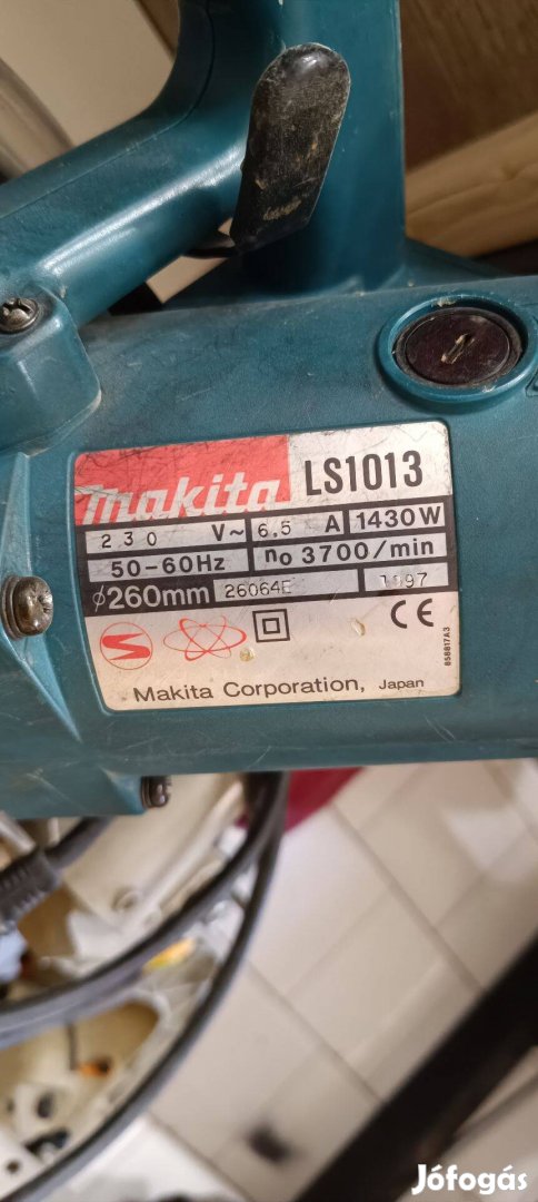 Makita gérvágó