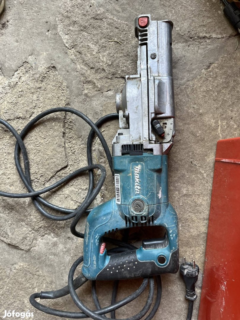 Makita jr3070ct fűrész orrfűrész 