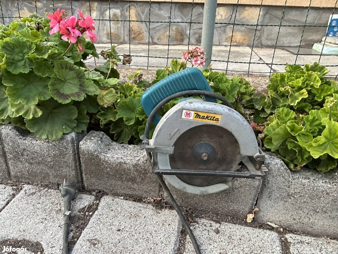 Makita körfűrész 800W