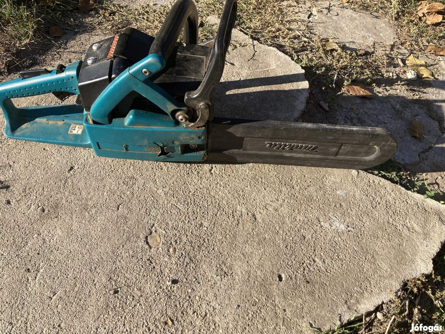 Makita láncfűrész