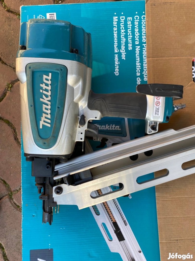 Makita szegbelövő AN924