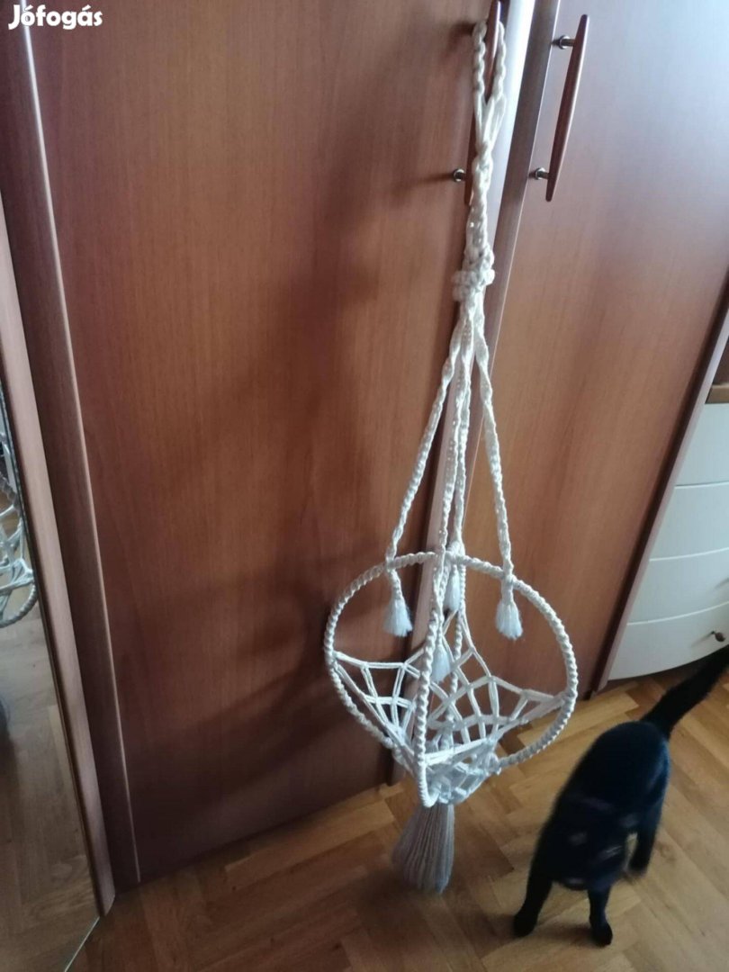 Makramé virágtartó