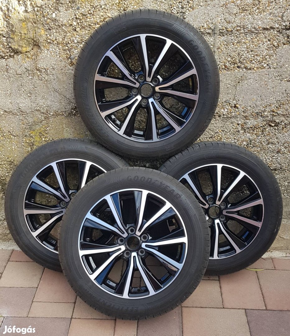 Makulátlan Ford alufelni+nyári gumi garnitúra eladó.