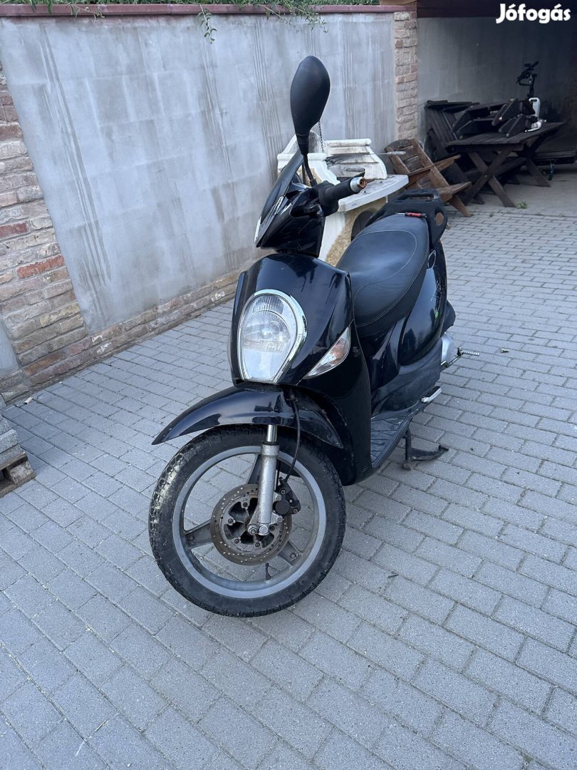 Malaguti 125 hibátlan 
