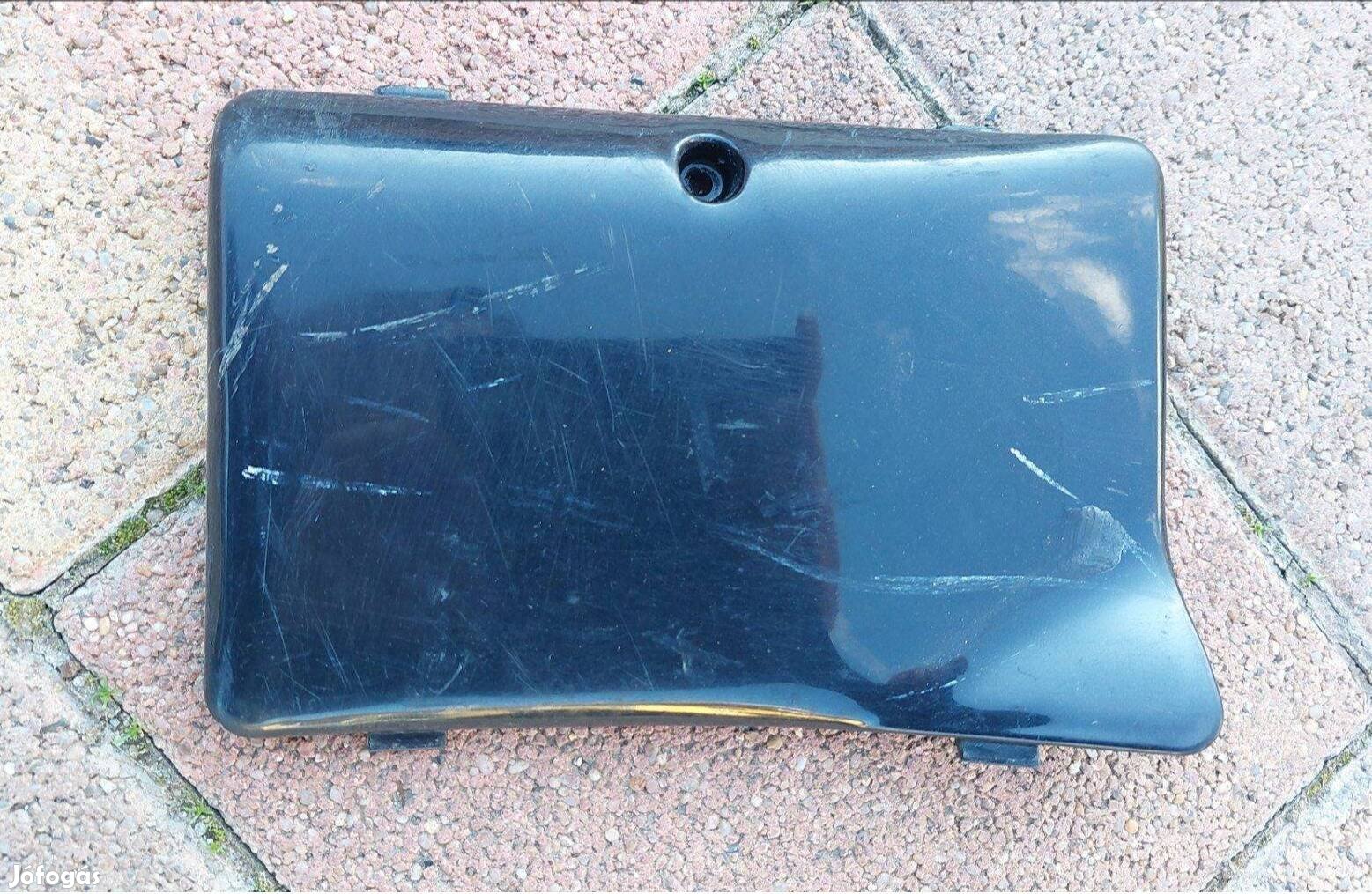 Malaguti Ciak akkumulátor fedél