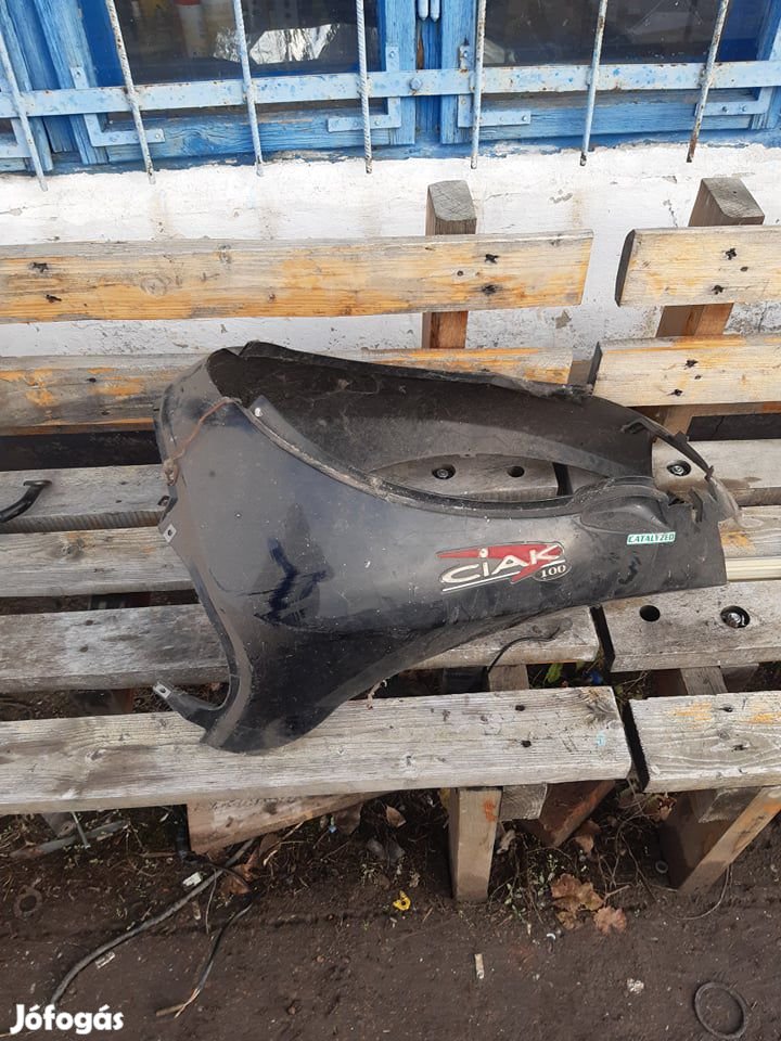 Malaguti Ciak ülés alatti idom