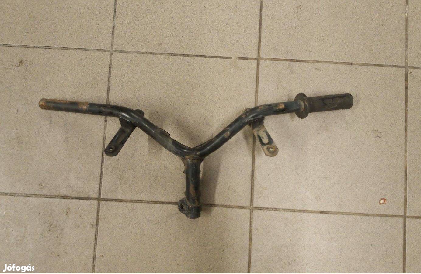 Malaguti F10 kormány