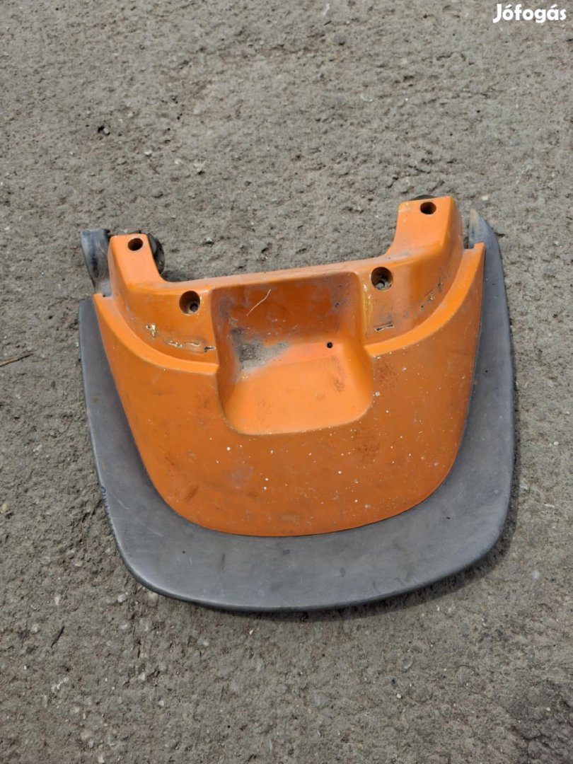 Malaguti F10 ülés vég idom