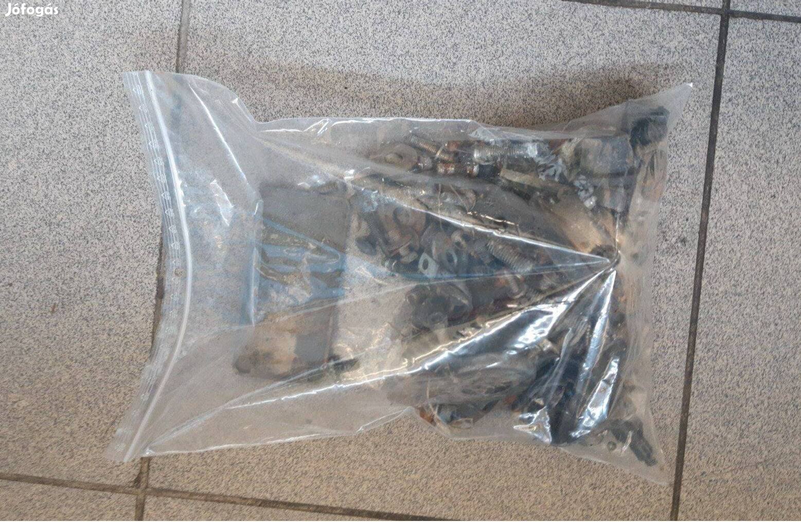 Malaguti Madison 250 csavarszett