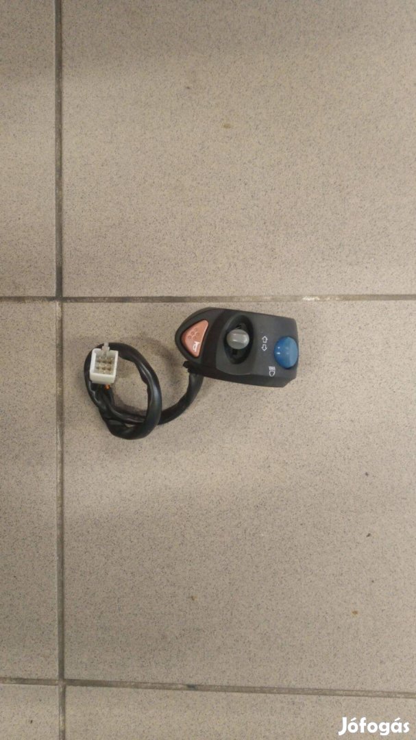 Malaguti Madison K400 kormány kapcsoló bal