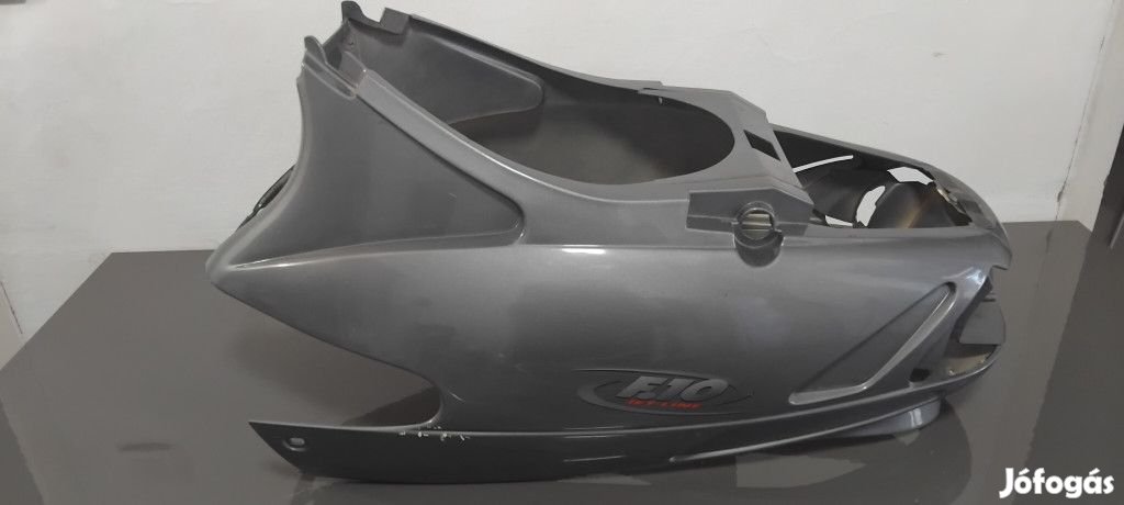 Malaguti Phantom F10 Ülés alatti idom