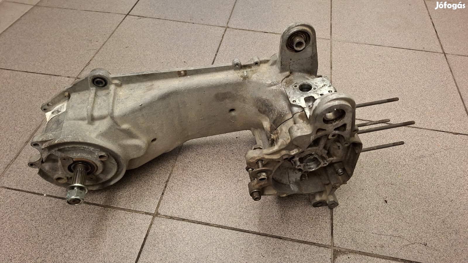 Malaguti f12 100 blokk ház