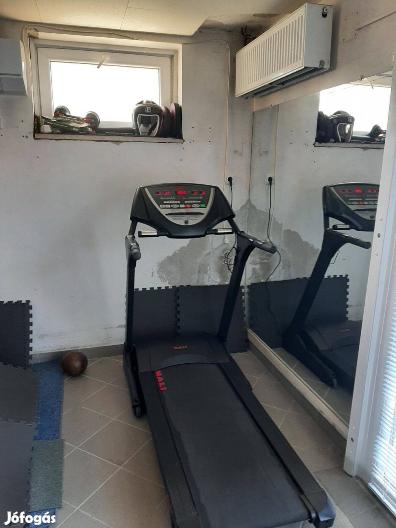 Mali futópad 135kg terhelhető