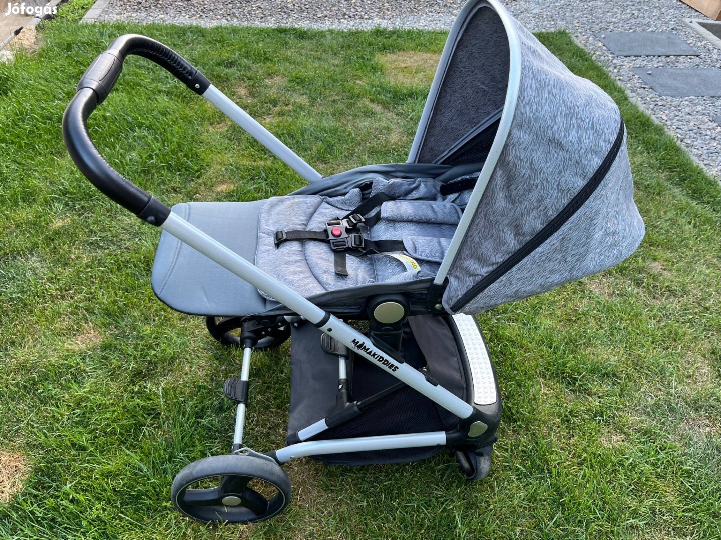 Mama Kiddies babakocsi