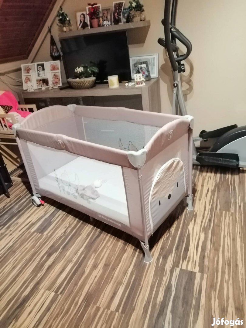 Mamakiddies utazó babaágy 2 magasságu újszerű állapotban eladó. 