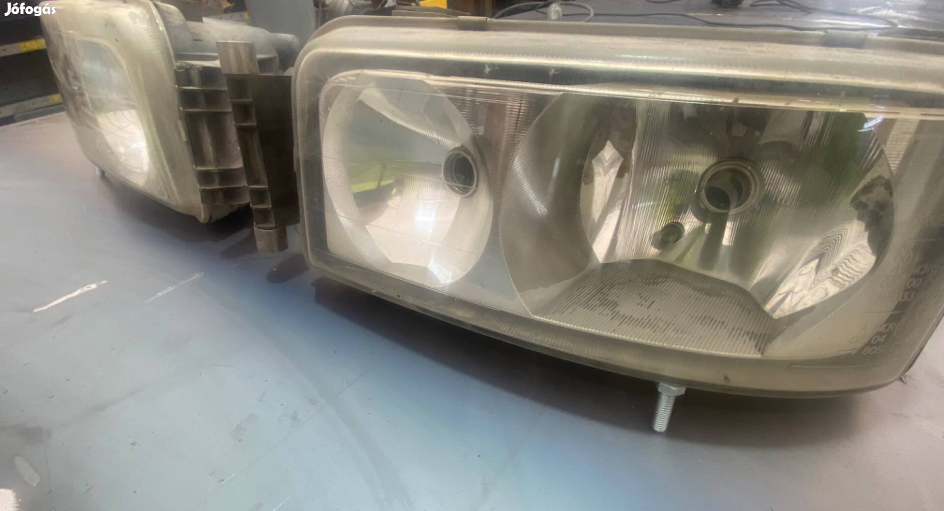 Man TGA első lámpa