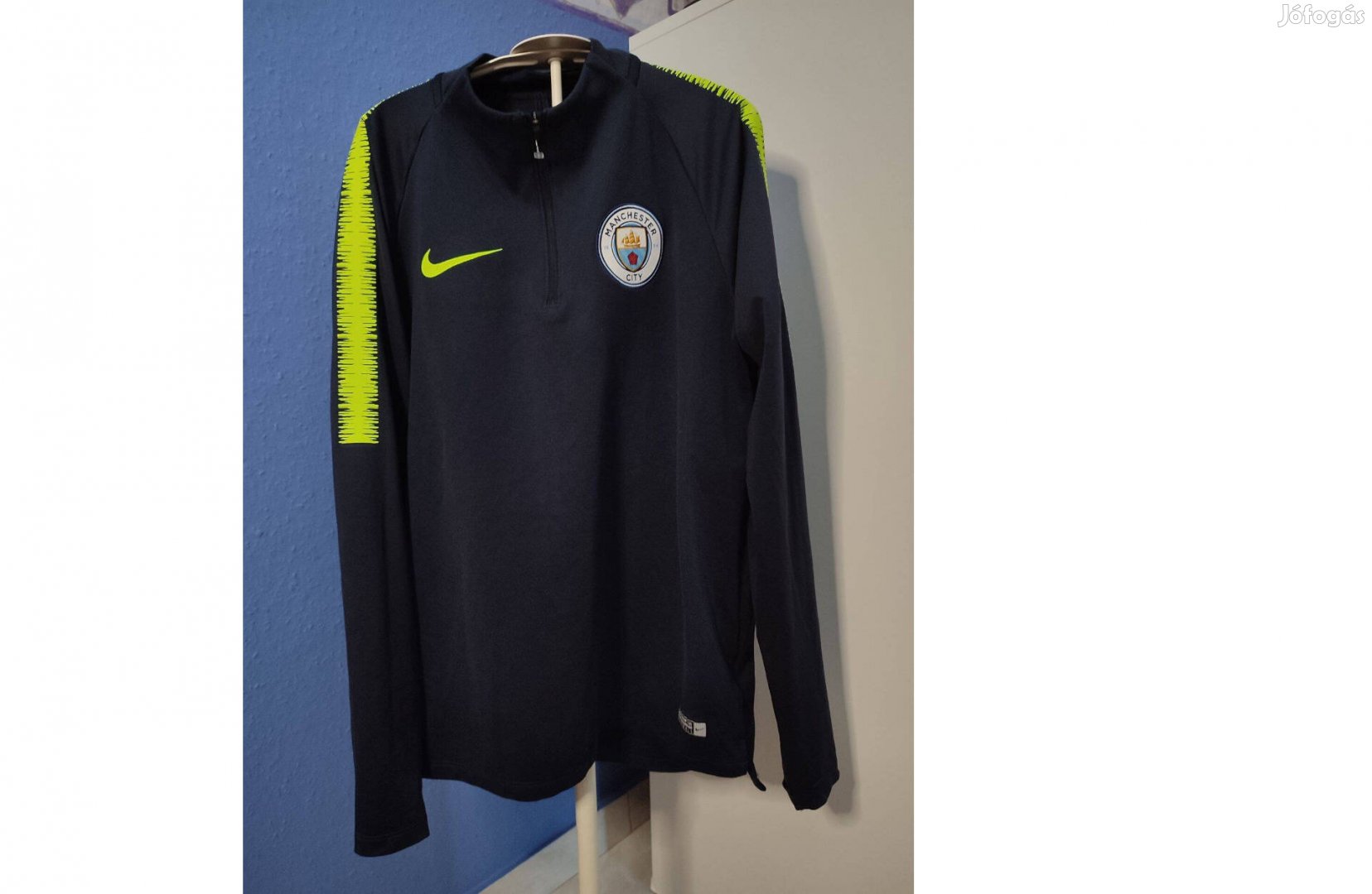 Manchester City eredeti Nike cipzáras nyakú felső (S)