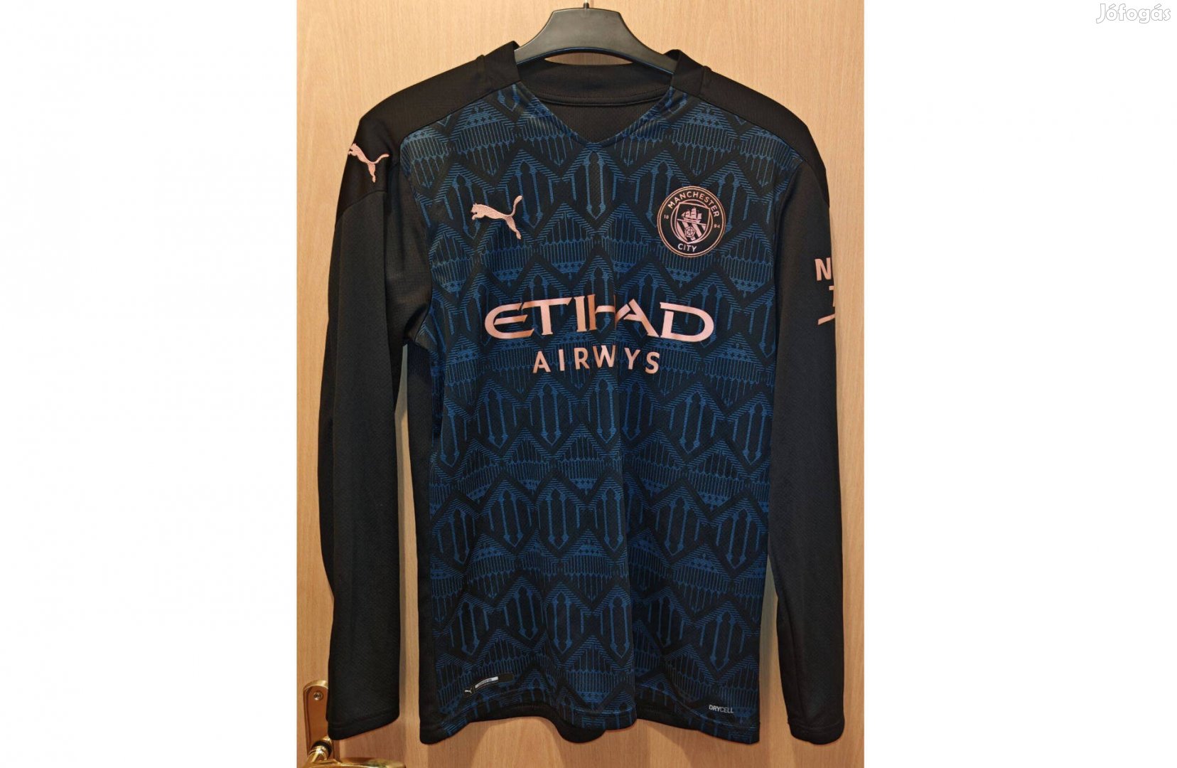 Manchester City eredeti Puma 2020-21 hosszú ujjú fekete mez