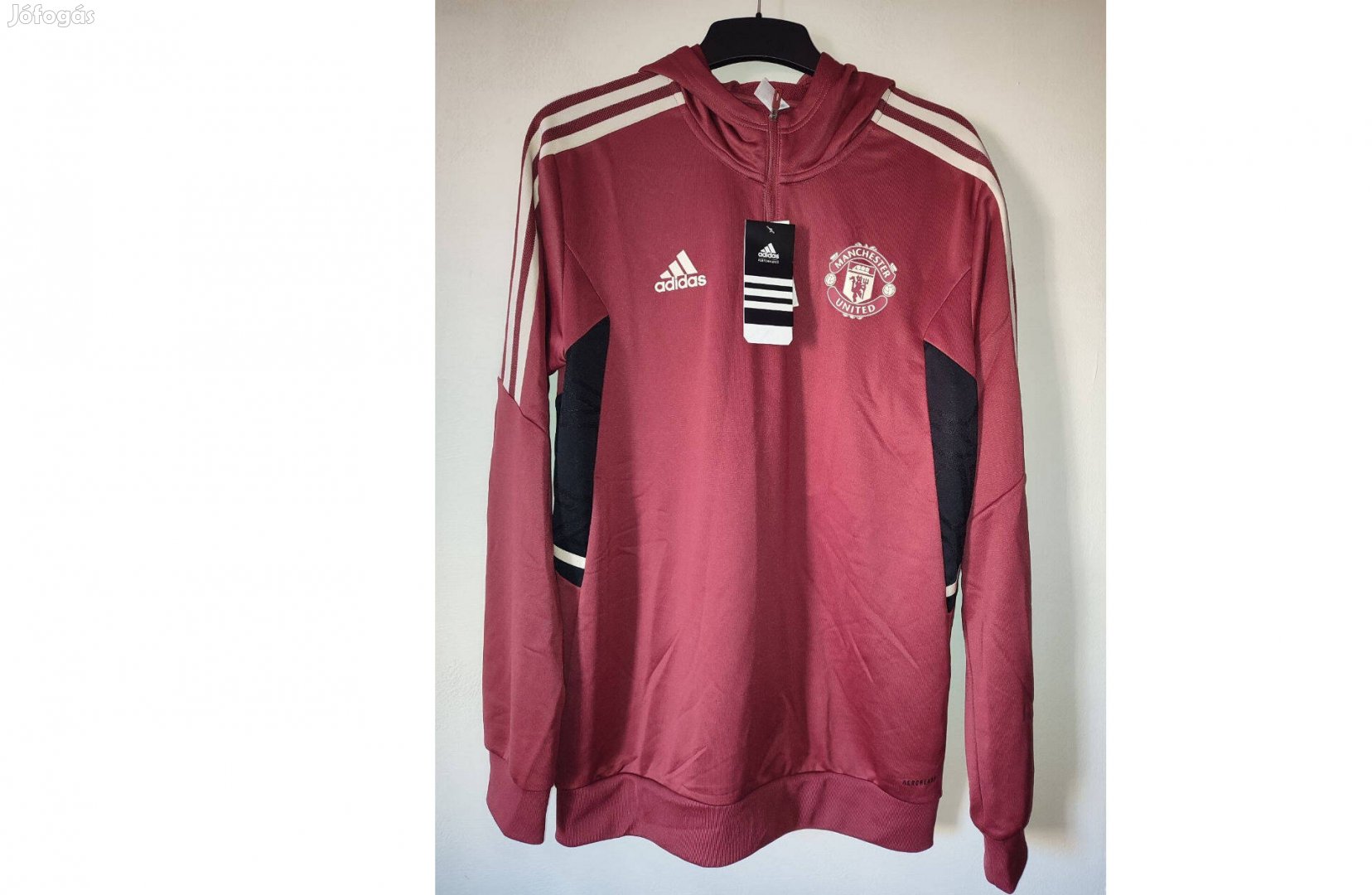 Manchester United eredeti adidas cipzáras nyakú kapucnis felső (M)