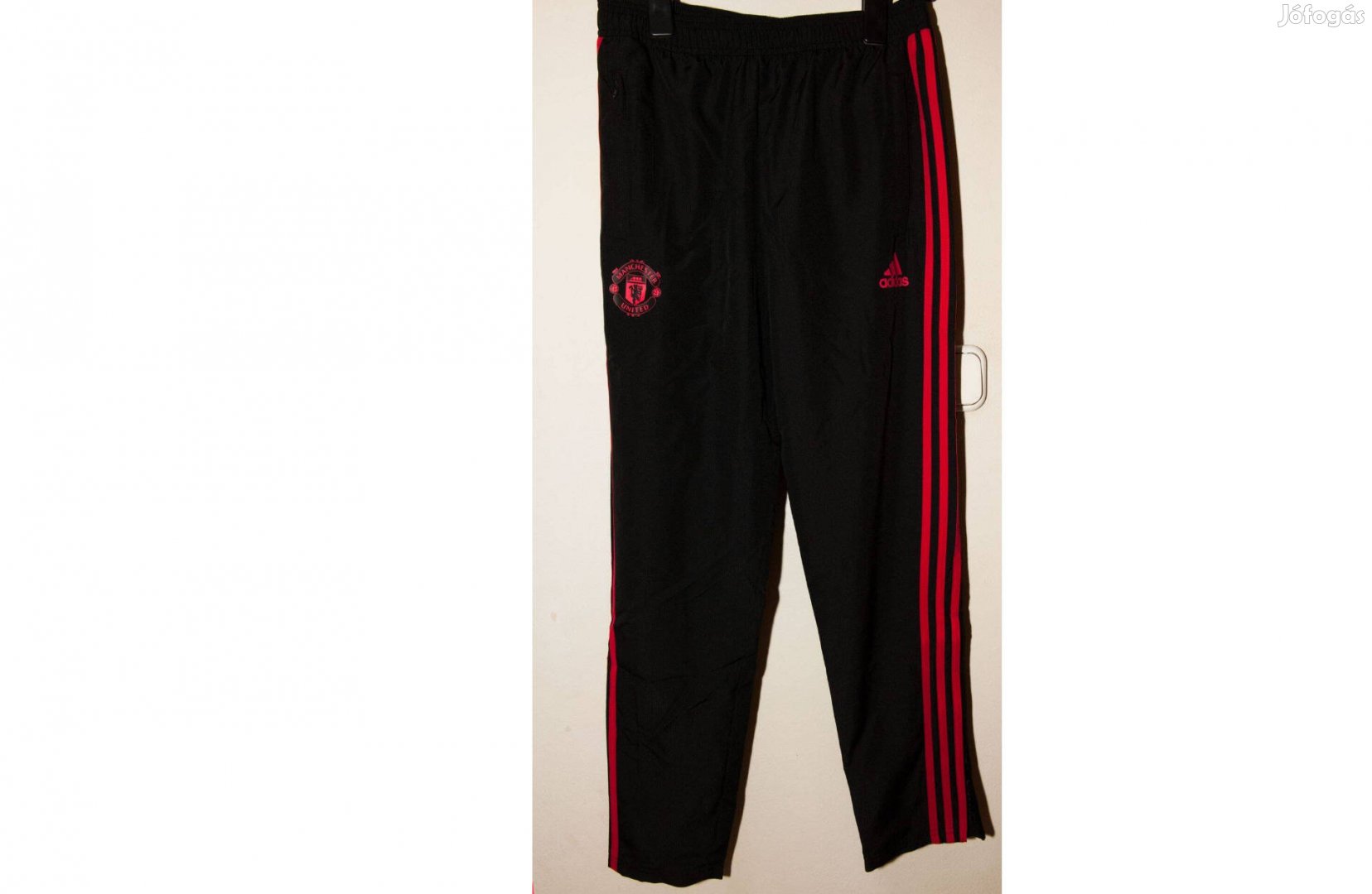 Manchester United eredeti adidas fekete hosszú nadrág L, 164