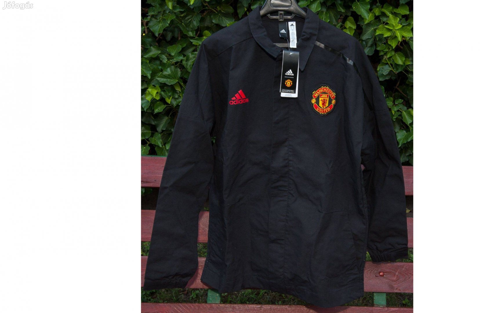Manchester United eredeti adidas fekete kabát (M-es)