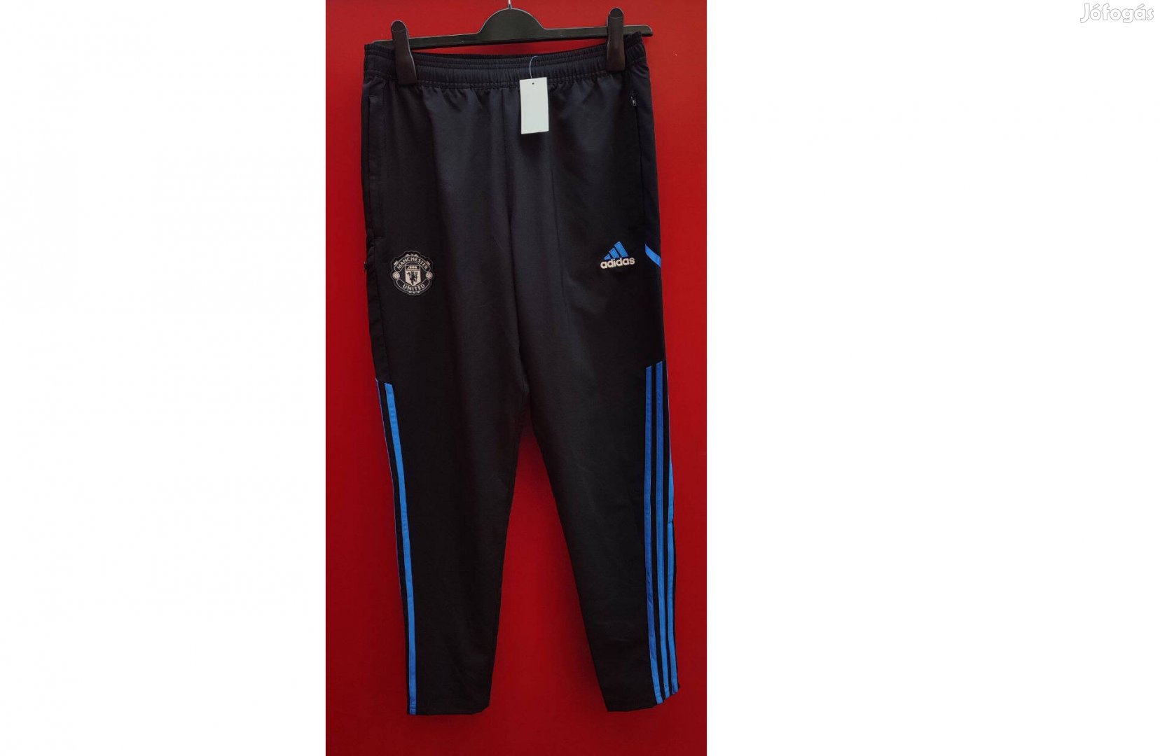 Manchester United eredeti adidas fekete kék hosszú nadrág (M-es)