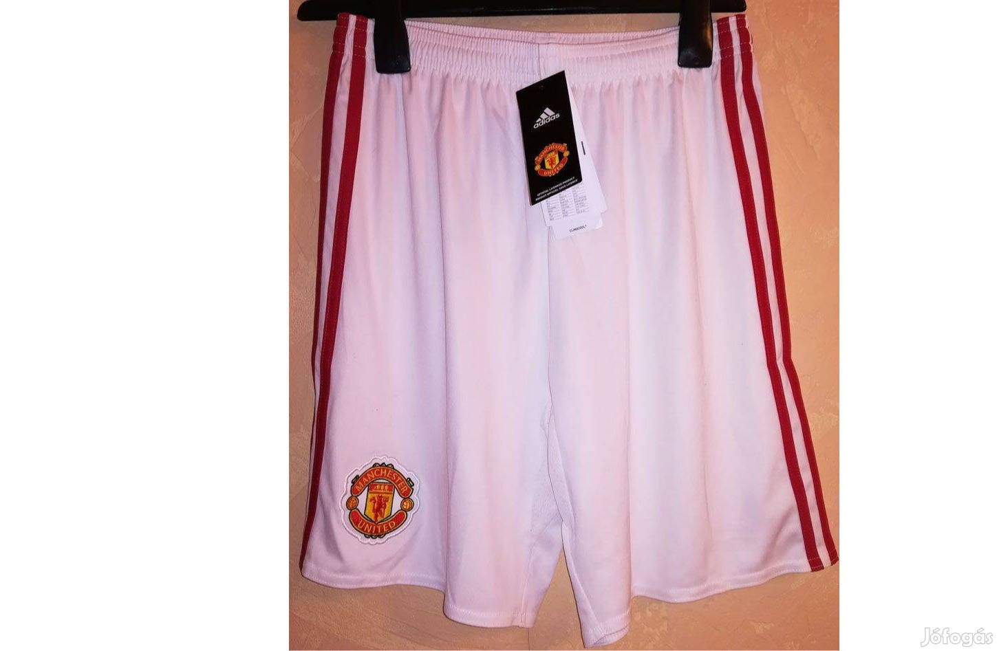 Manchester United eredeti adidas piros-fehér 176-os rövid nadrág