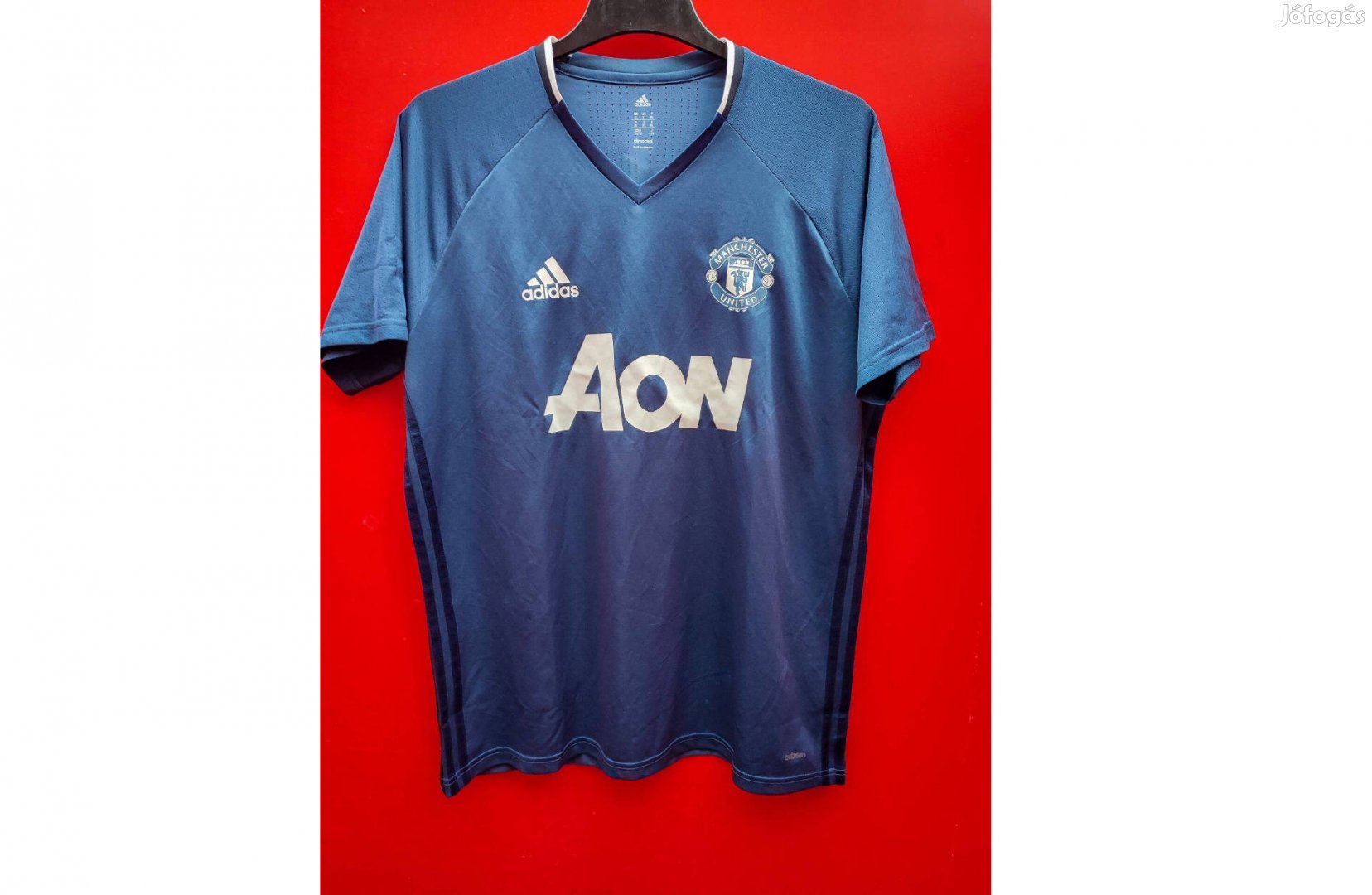 Manchester United eredeti adidas sötétkék edzőmez (XL)