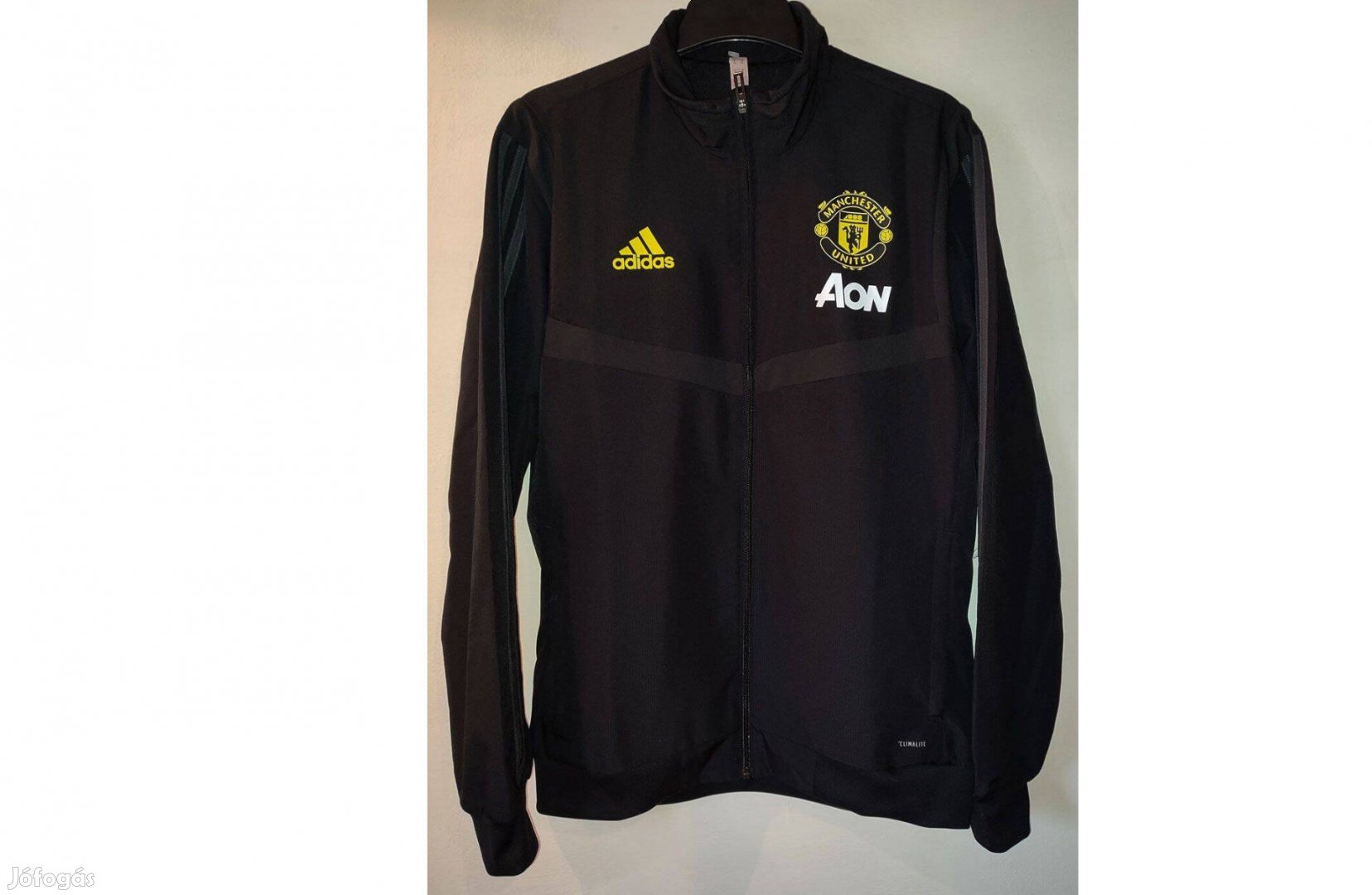 Manchester United fekete sárga eredeti adidas cipzáras felső (M)