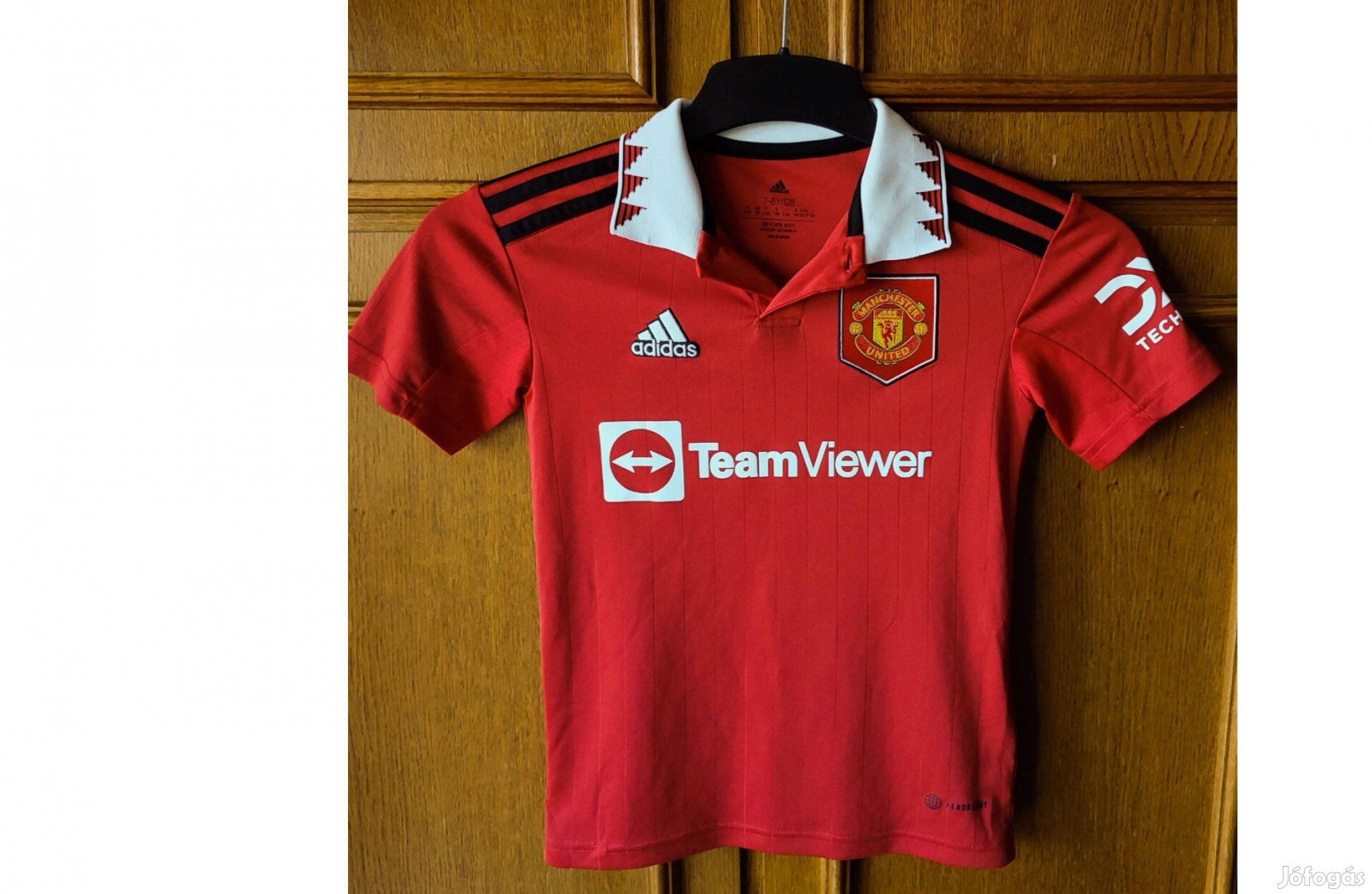 Manchester United piros eredeti adidas galléros 2022 gyerek 128