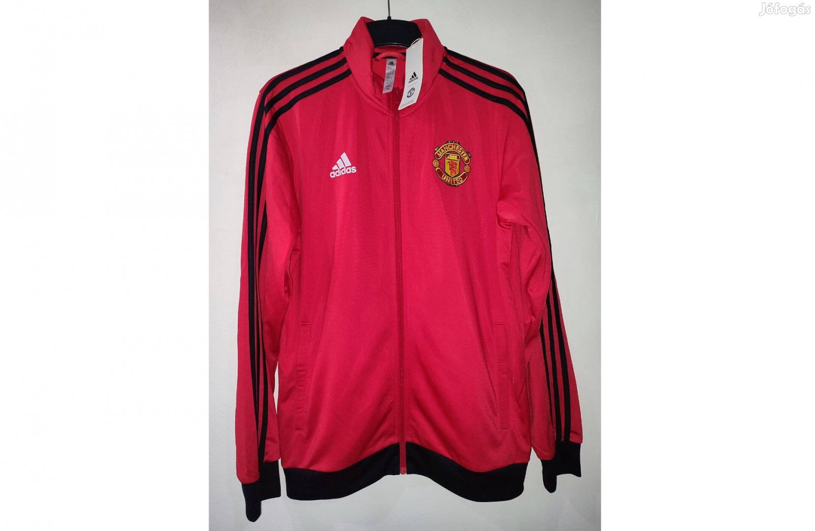 Manchester United piros fekete eredeti adidas cipzáras tréning felső