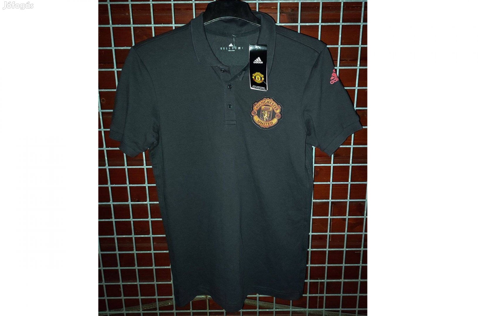 Manchester United sötétszürke eredeti címkés adidas galléros póló