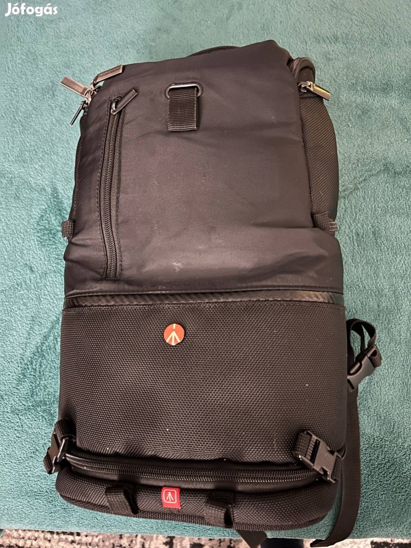 Manfrotto Tri Backpack M fotóstáska