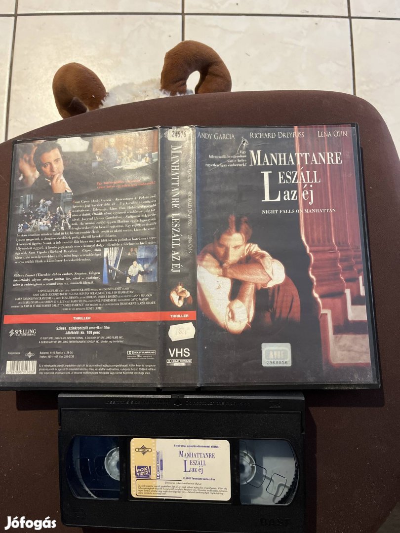 Manhattanra leszáll az éj thriller vhs