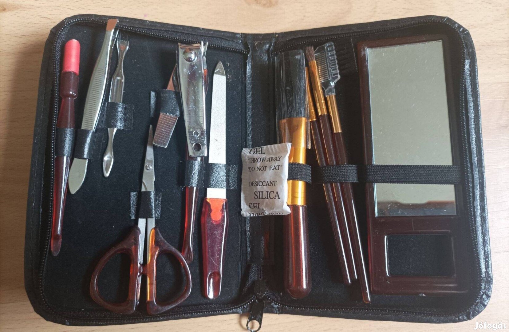 Manikűr és smink készlet