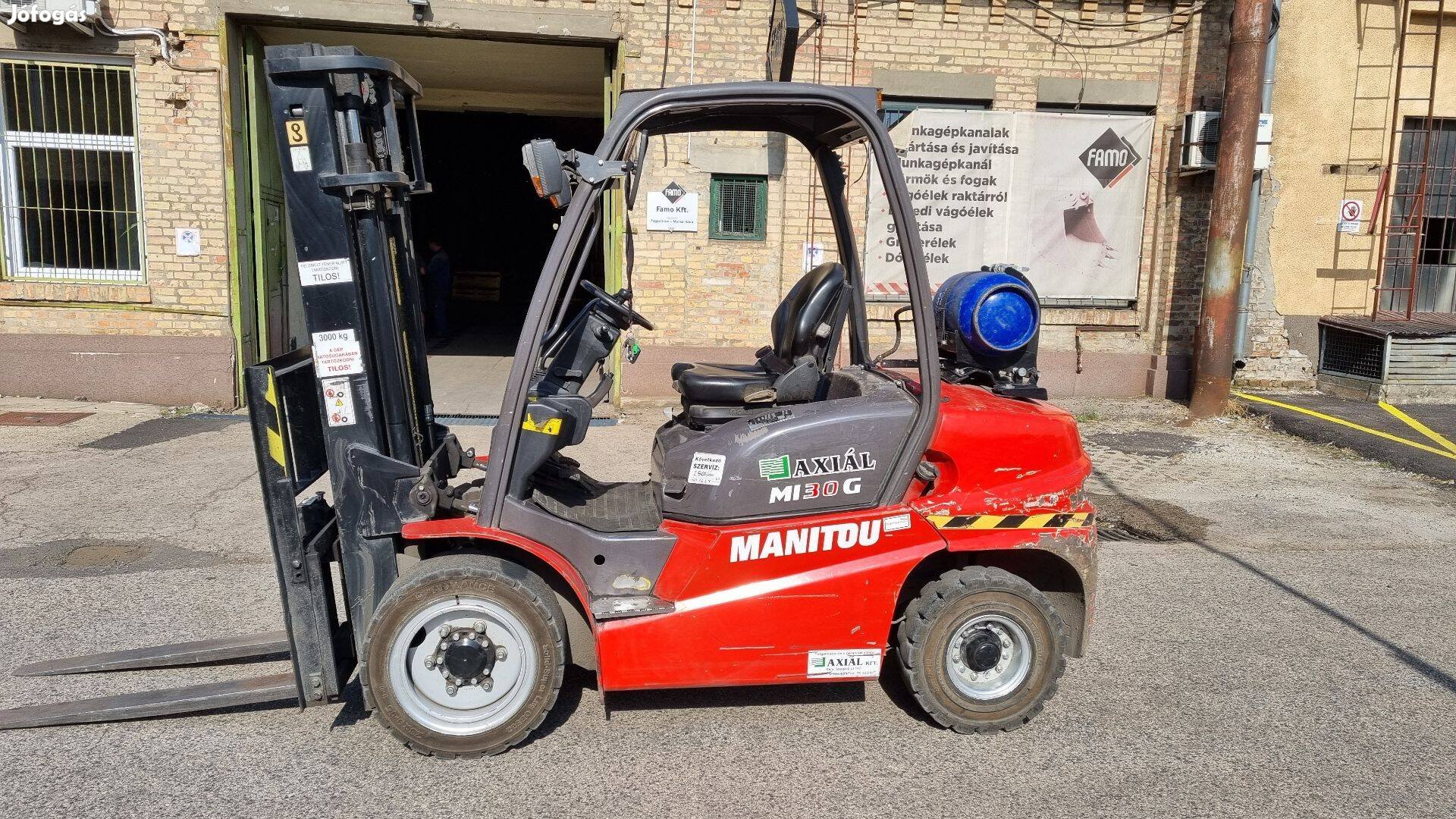 Manitou MI30G gázüzemű targonca