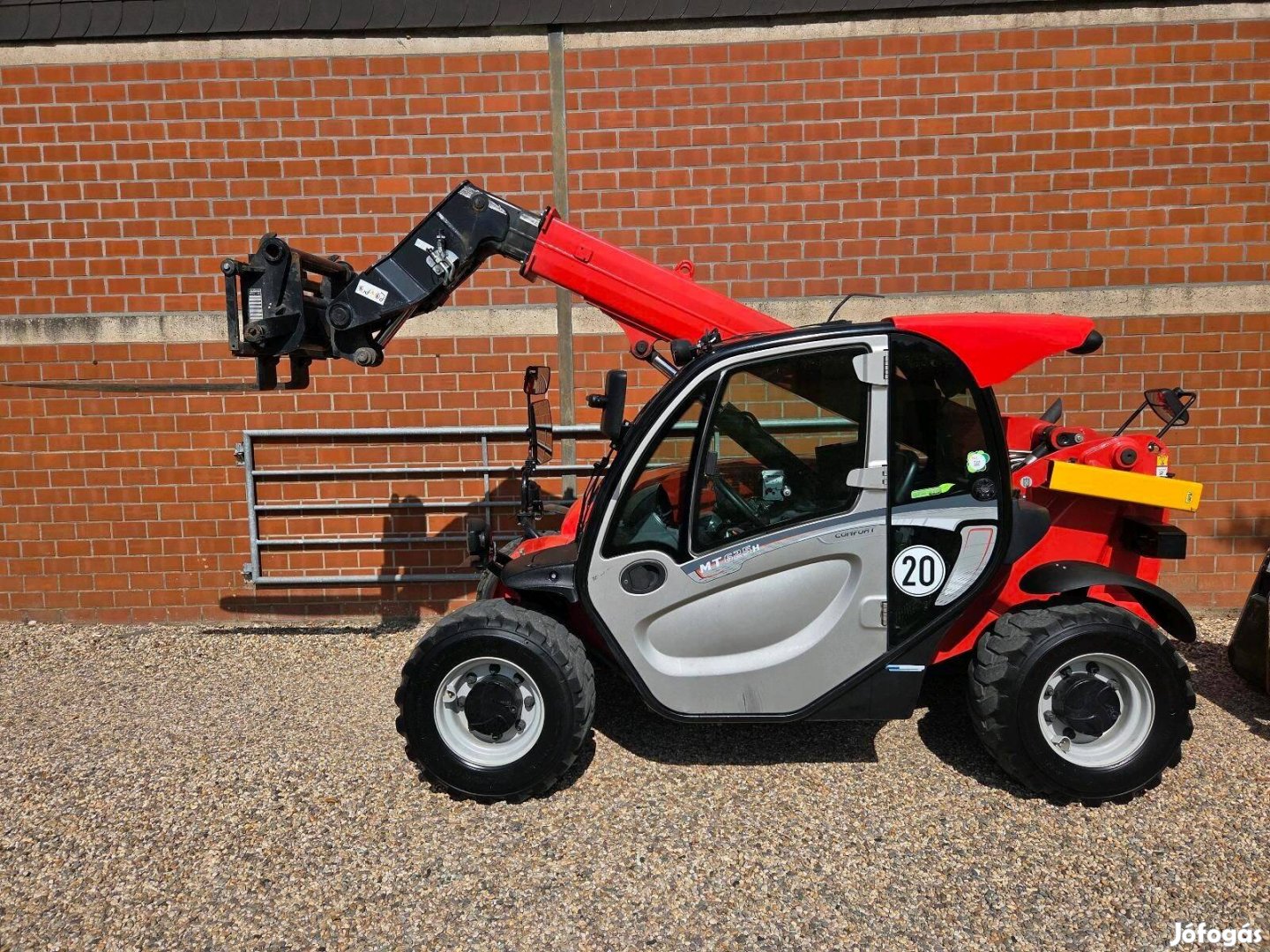 Manitou Teleszkópos Rakodó Csak 1.275 üzemóra!