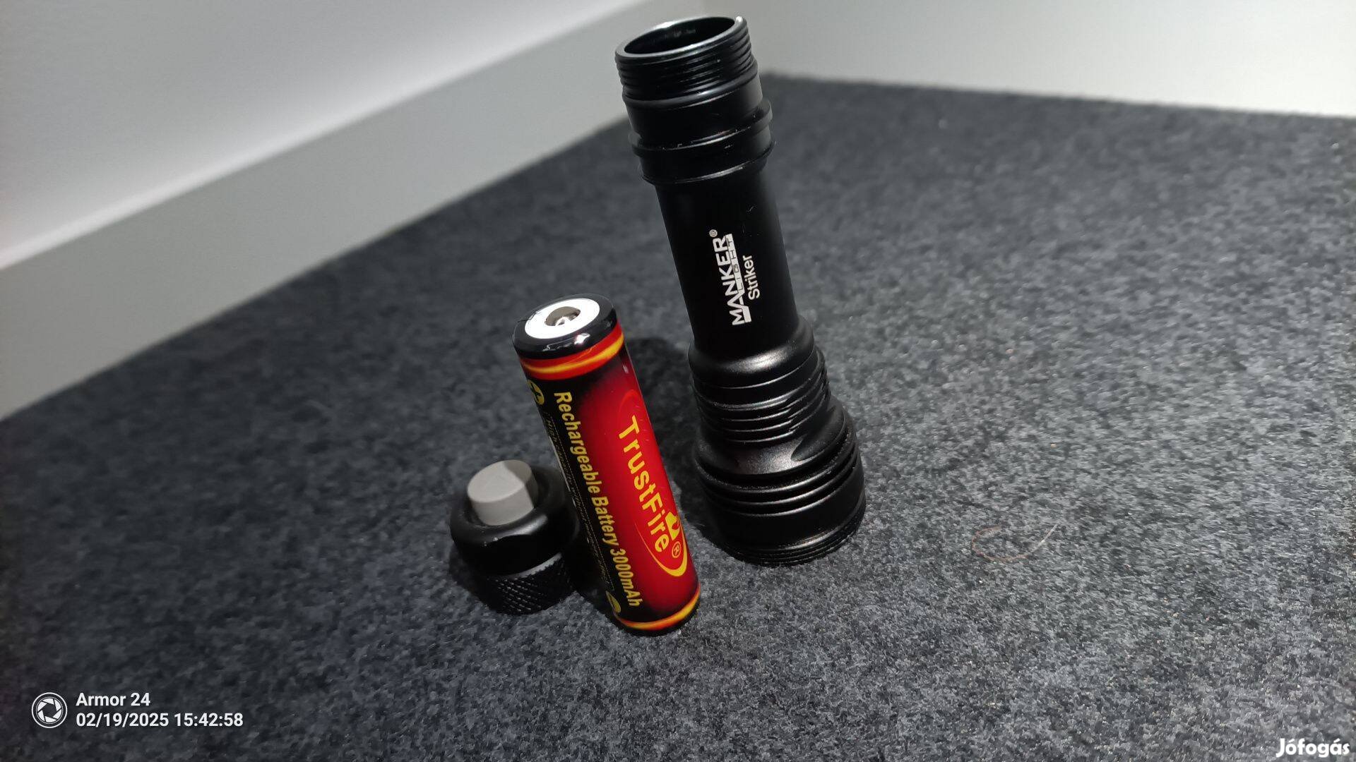 Manker Striker zseblámpa