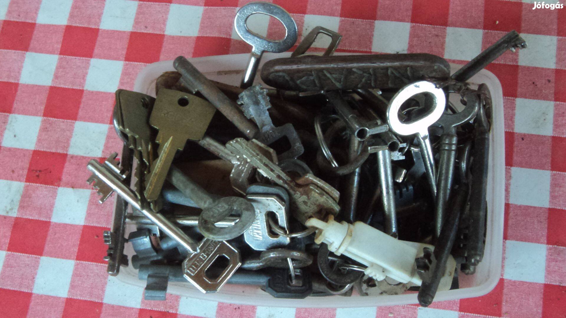 Maradék kulcsok csomagban