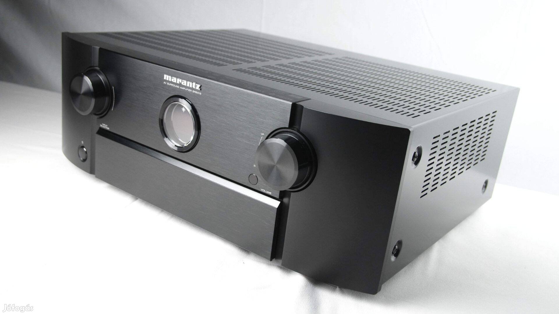 Marantz SR6015 (11.2) 8K, Atmos, Wifi, Bluetooth, Phono (garis)