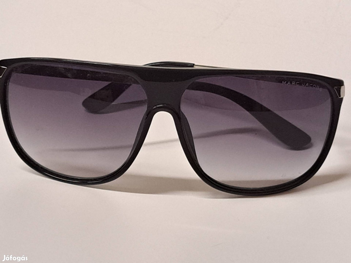 Marc Jacobs napszemüveg 