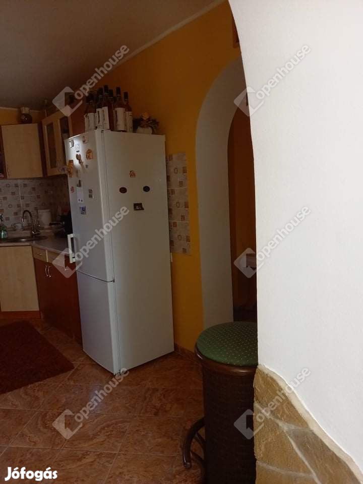 Marcali kertvárosi részén felújított családi ház eladó